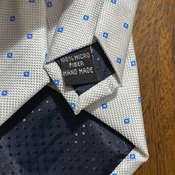 NWT- CRUISE CLUB Men’s Neck Tie - Picture 8 of 8